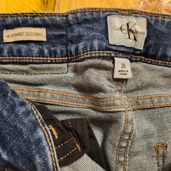 Calvin Klein Women's Size 26 Jeans High Waist Leggings Style Denim Medium Wash - Picture 5 of 7